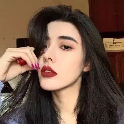 权力的堡垒 第一季
